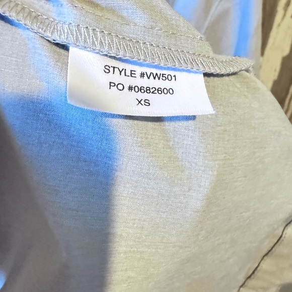 Vuori Outdoor Trainer Shell Jacket Platinum Size XS - Picture 5 of 10